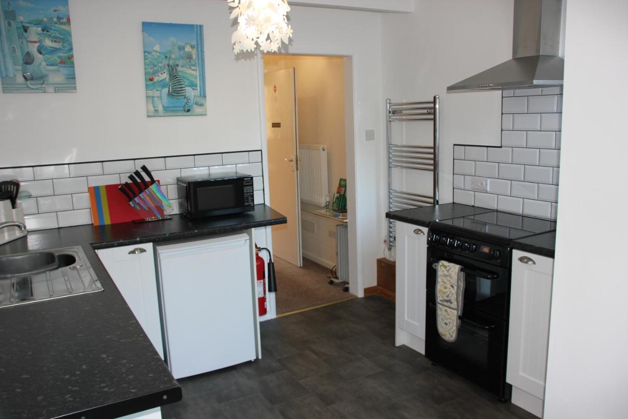 Candlelight Apartment Майнхед Екстериор снимка